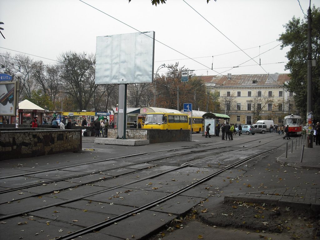 Контрактова площа